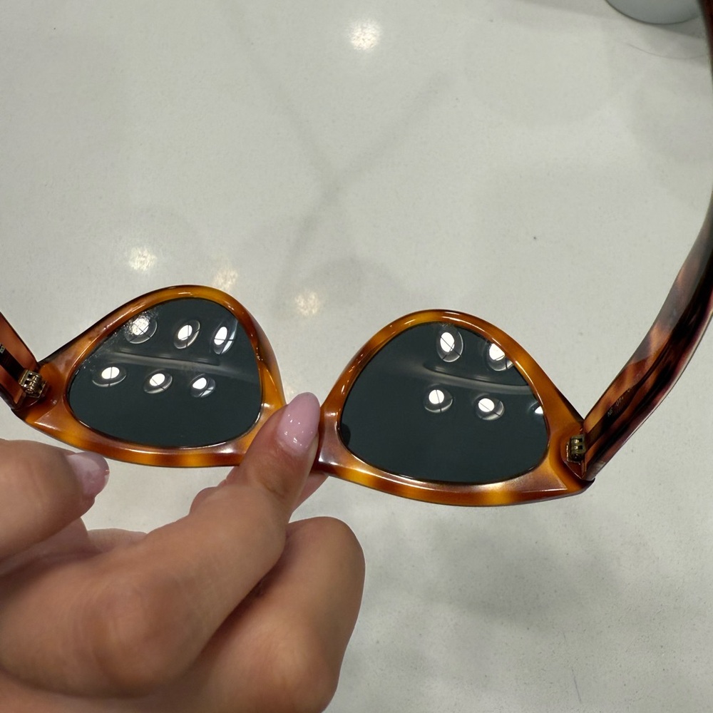 Burberry Women's Brown Tortoise Sunglasses - Picture 5 of 6